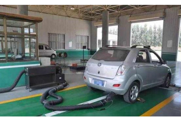 Anche akupereka malamulo aku China okhudza kuwongolera mpweya wagalimoto